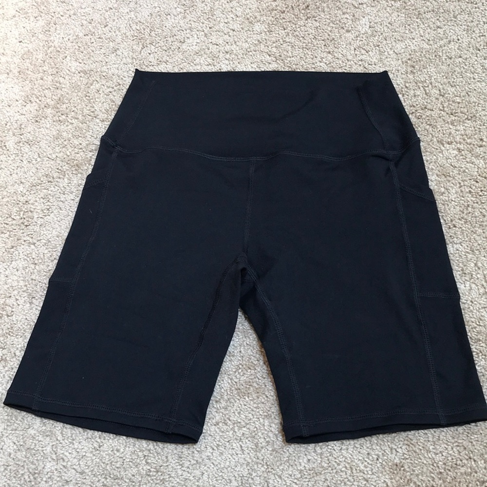 FEARLESS size M black high waist athletic shorts